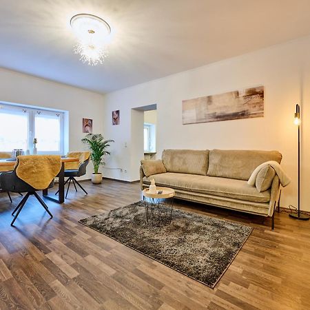 Apanoxa Homes I Zentral I Geschaefts- Und Monteurswohnung シュトラウビング エクステリア 写真