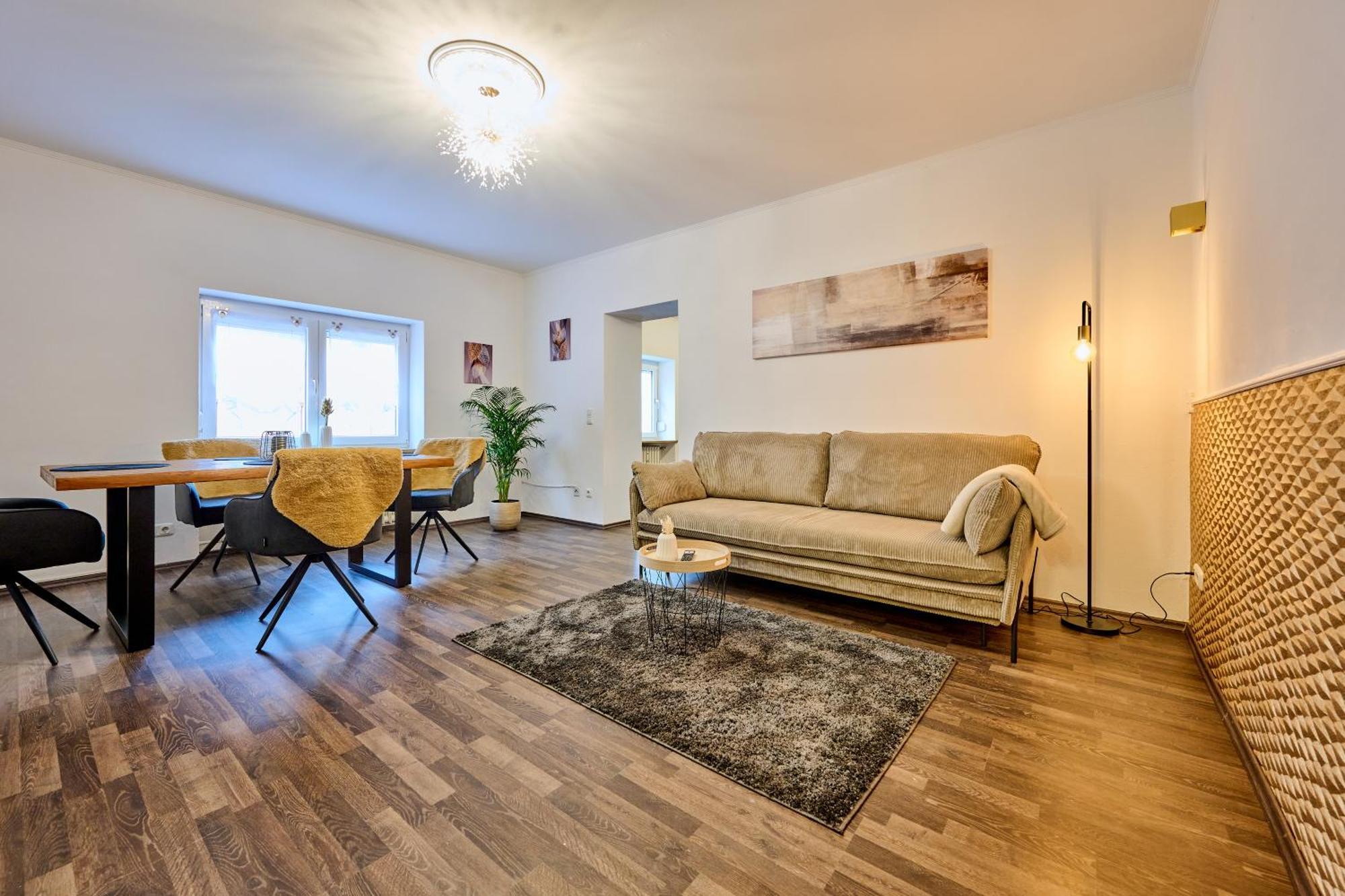 Apanoxa Homes I Zentral I Geschaefts- Und Monteurswohnung シュトラウビング エクステリア 写真